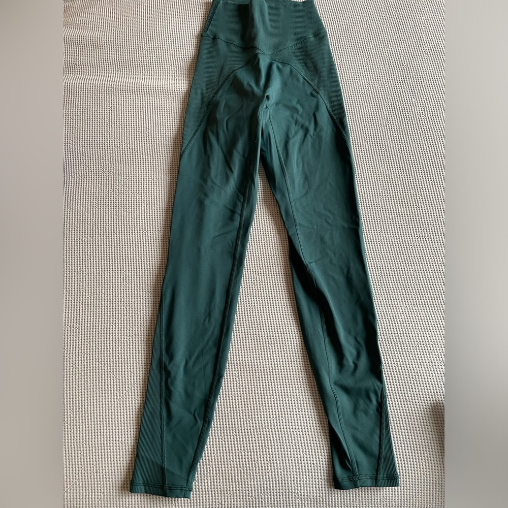 Offline by Aerie Goals 7/8 High Rise Ribbed Leggings